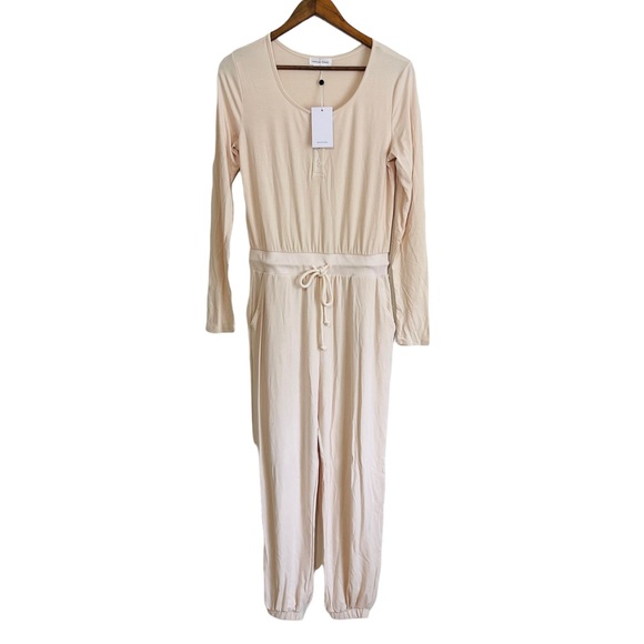 Nwt Lovers and friends Stacey Jumpsuit in Sand Dollar - Picture 5 of 11